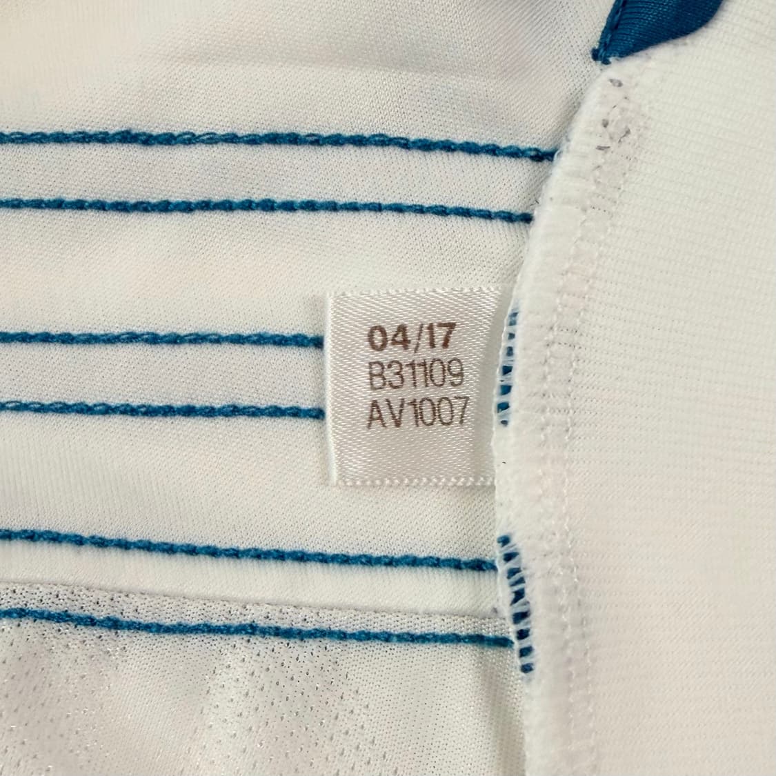 17-18 레알마드리드 홈 호날두 유니폼 상품이미지10