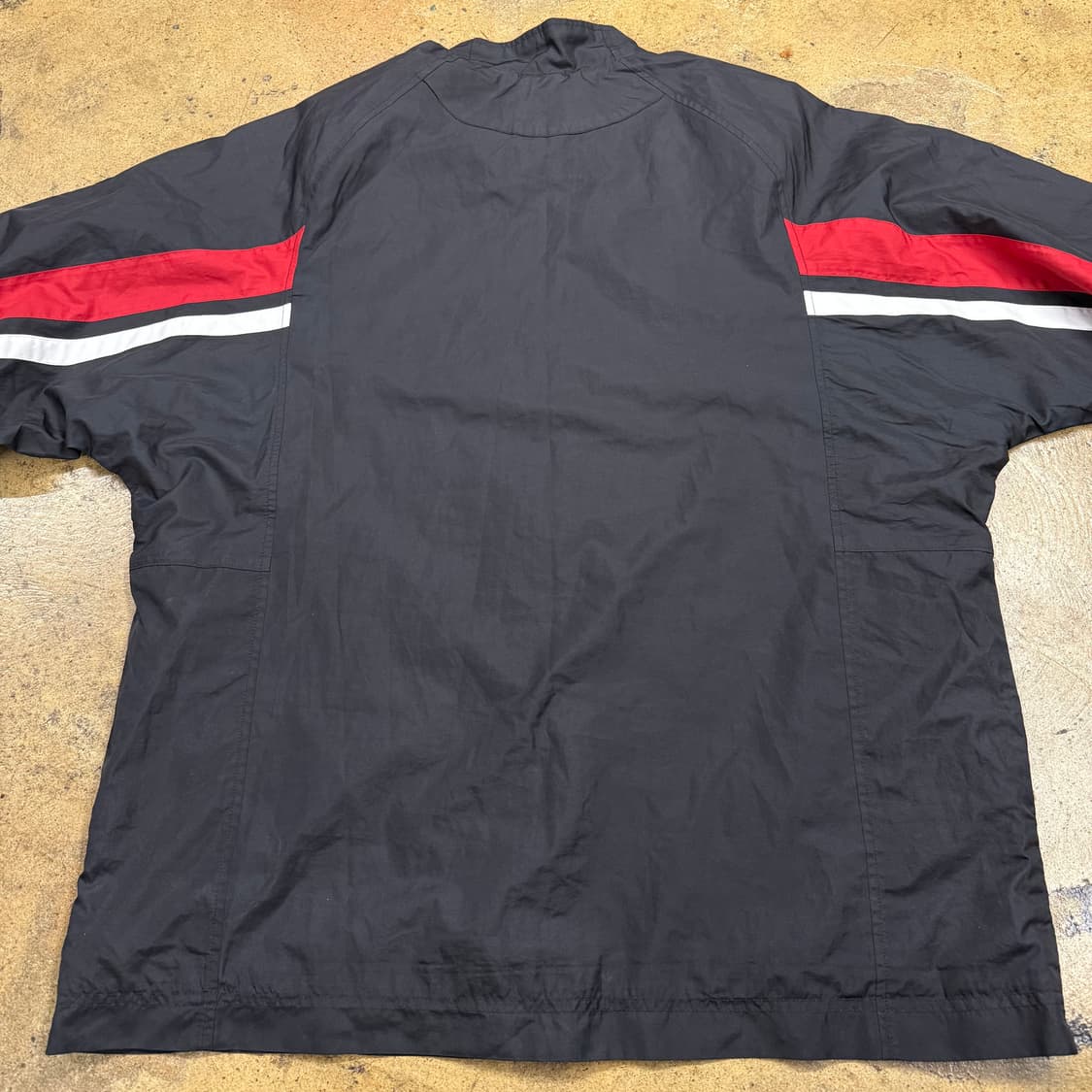 [정품/L] 나이키 블랙 레드 바람막이 자켓 b8 상품이미지4