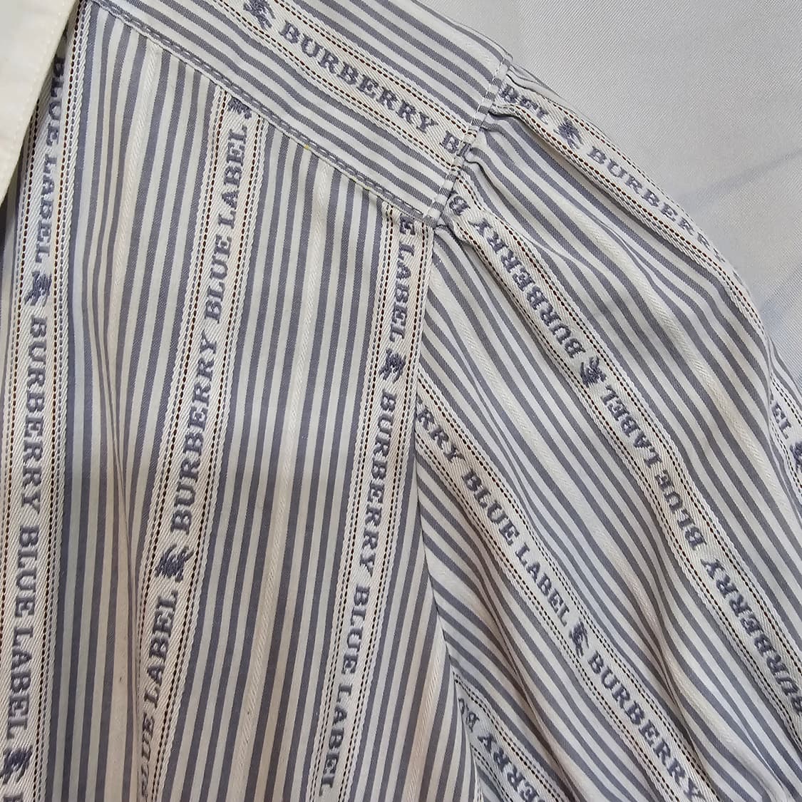 버버리 로고  스트라이프  셔츠 상품이미지3