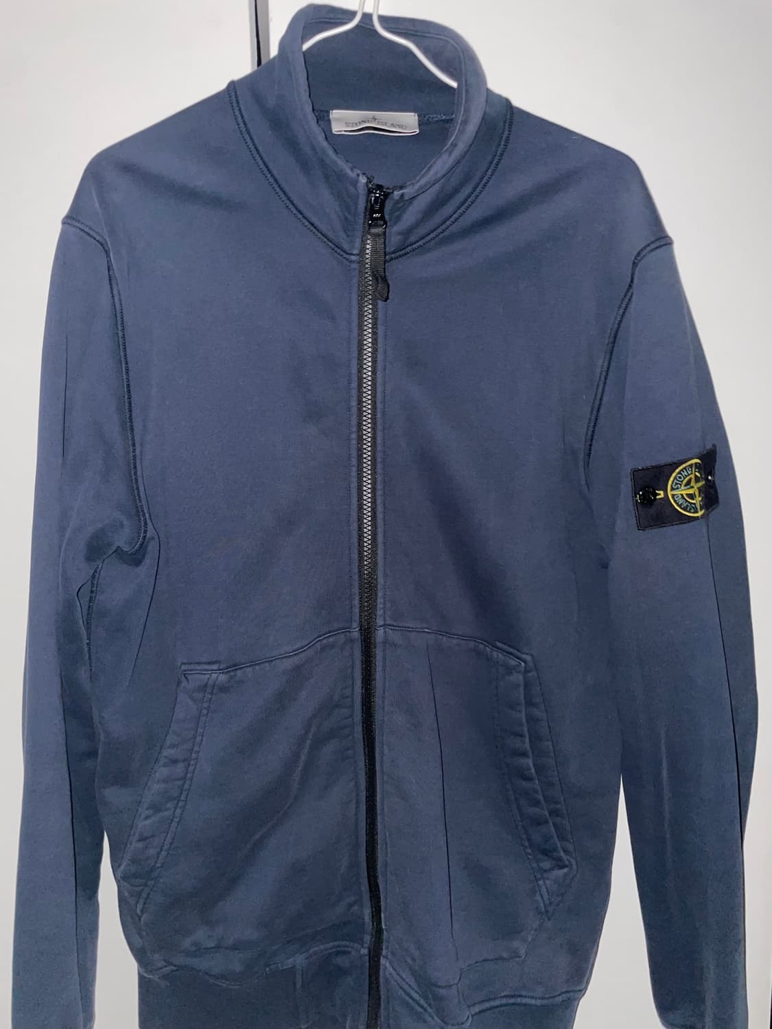 스톤아일랜드 네이비 집업 상품이미지1