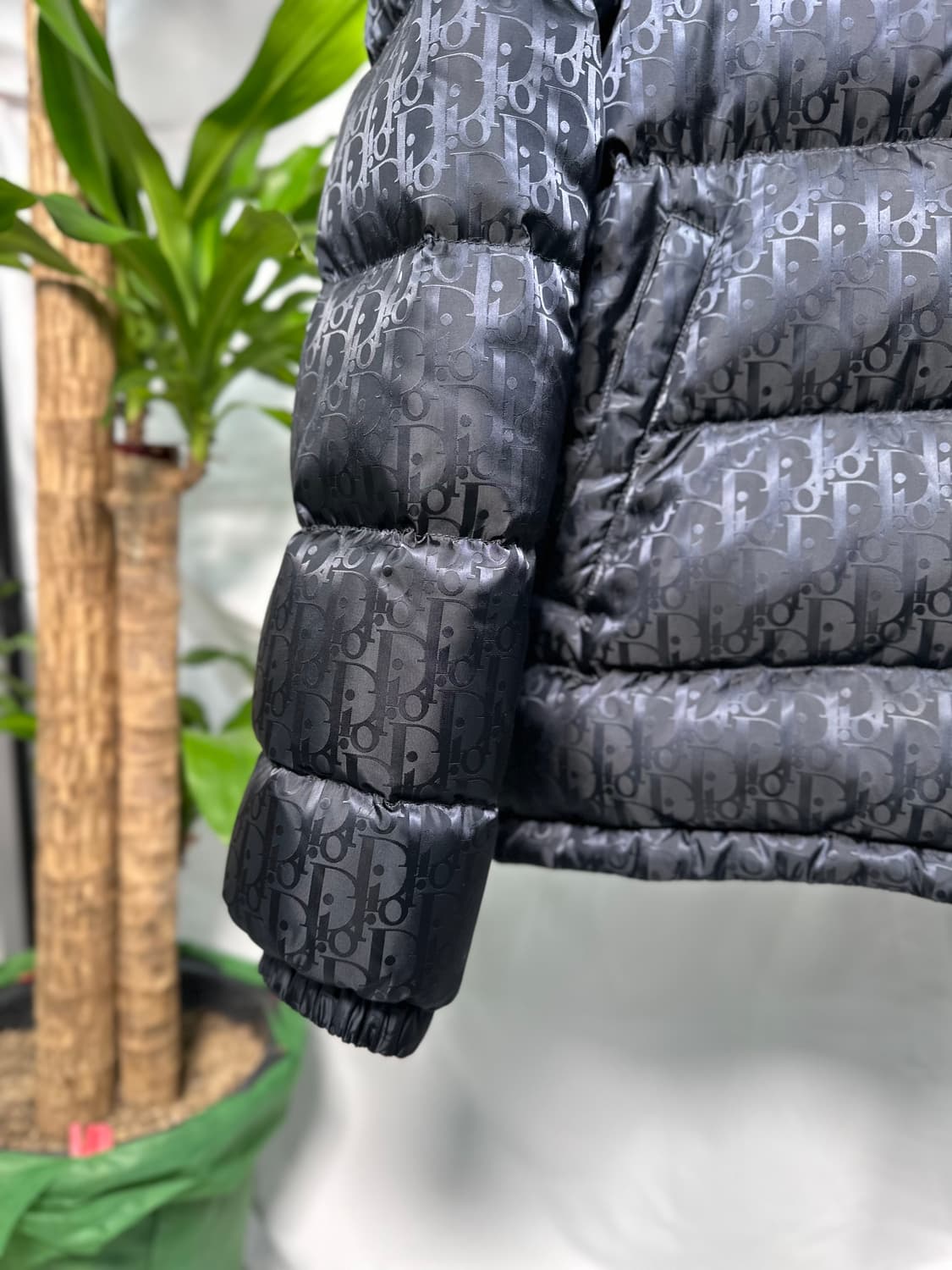(52) 디올 오블리크 다운 자켓 블랙 상품이미지3