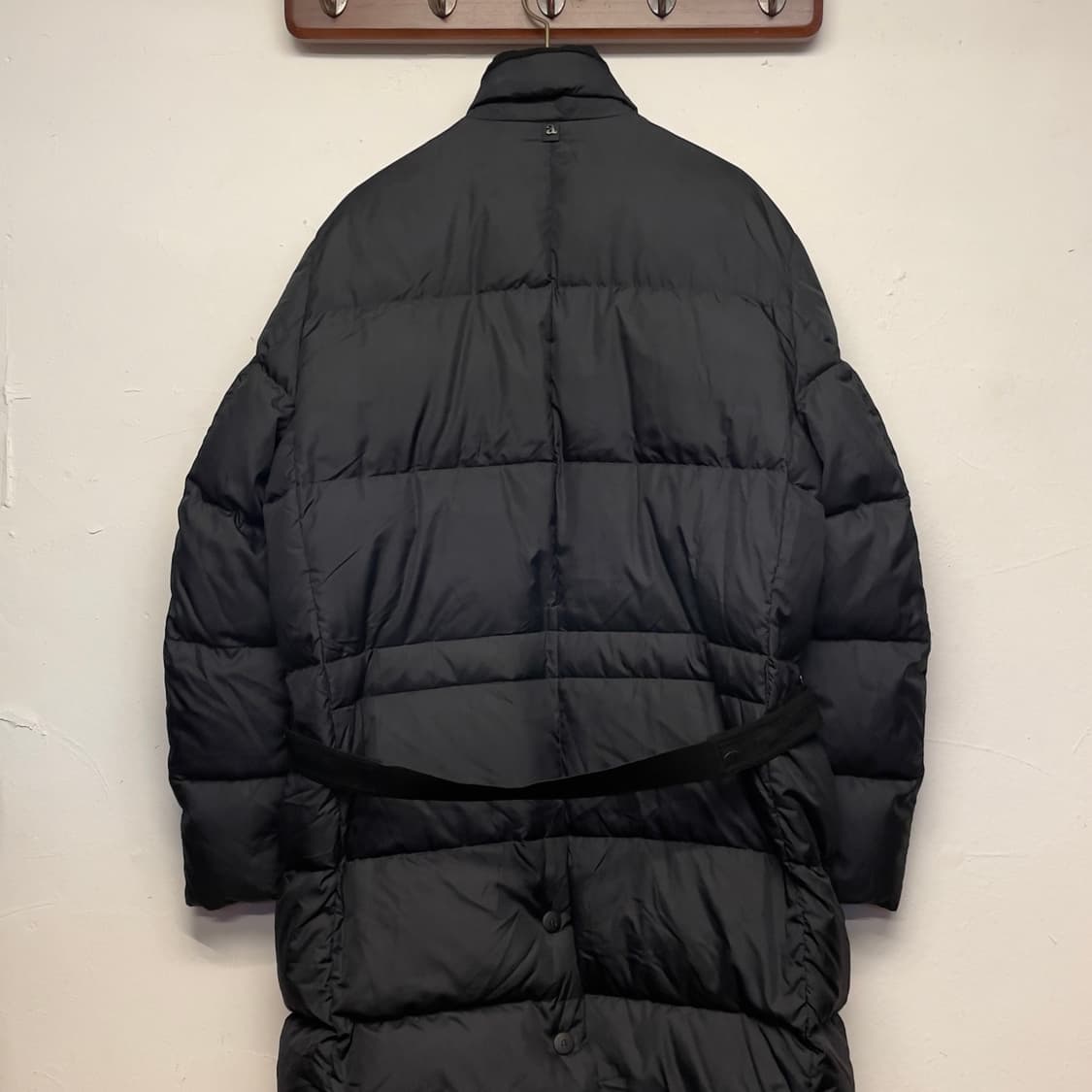 알레그리 구스다운 블랙 롱 패딩   상품이미지5