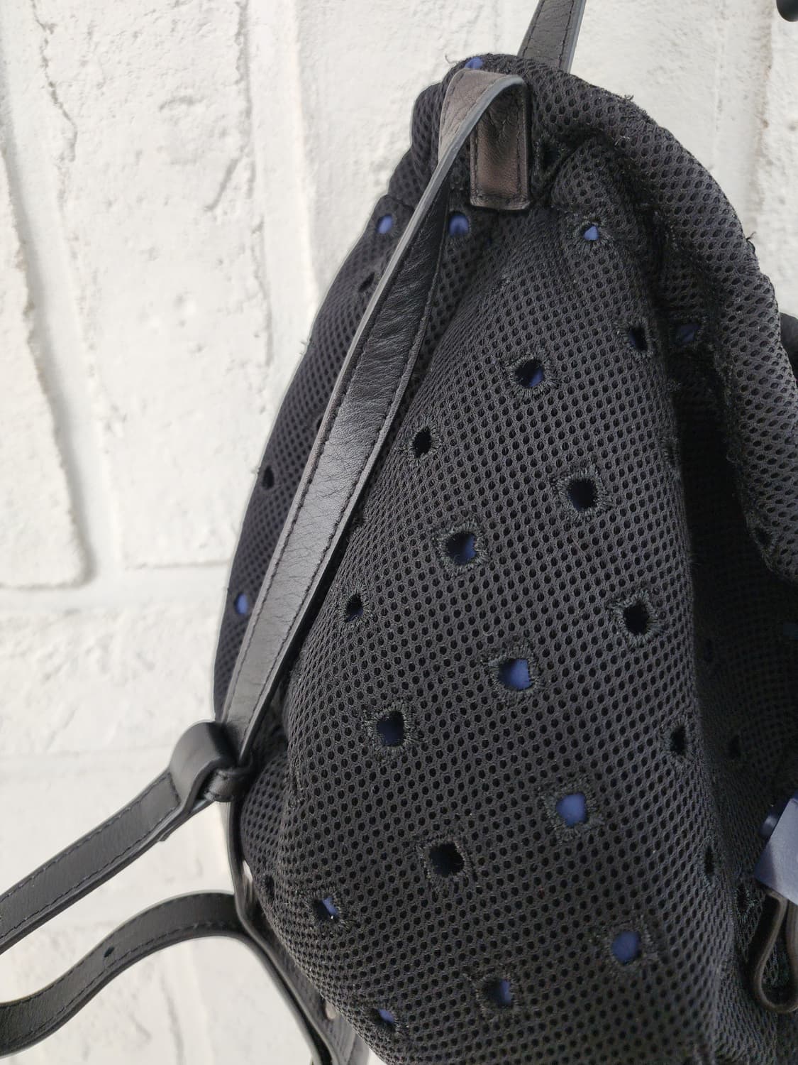 구호 블랙 메쉬 백 상품이미지10