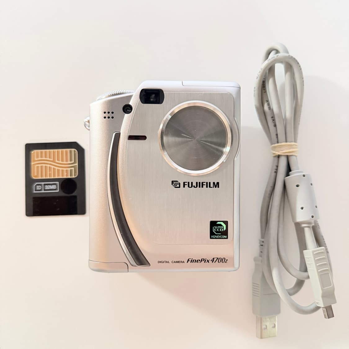 ✨이준호 픽 미품✨FUJIFILM FinePix 4700z  빈티지디카 상품이미지3