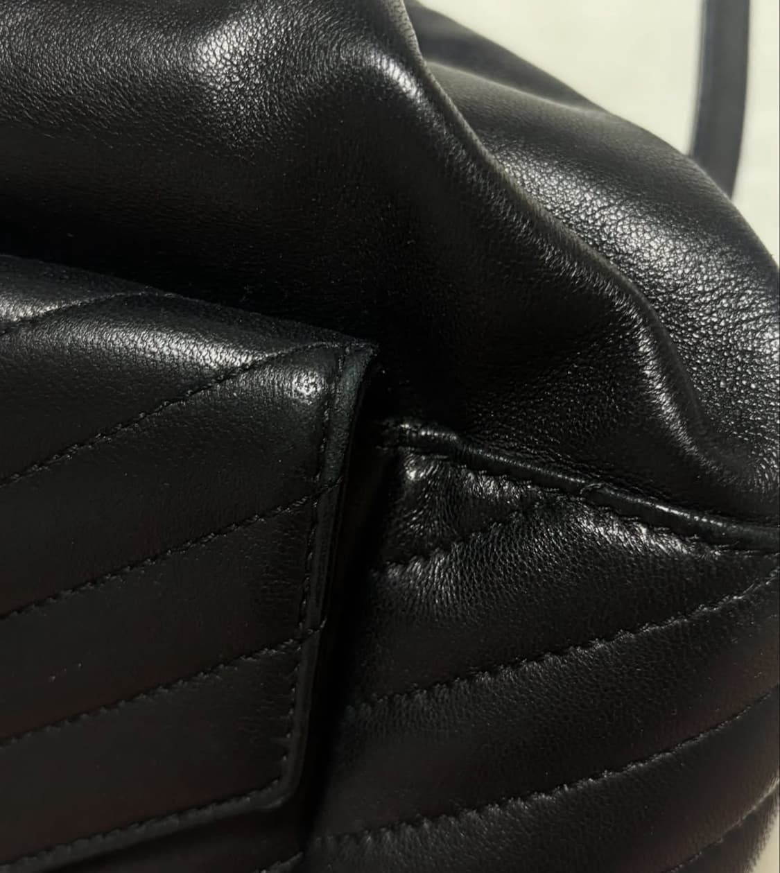 생로랑 백팩 상품이미지5