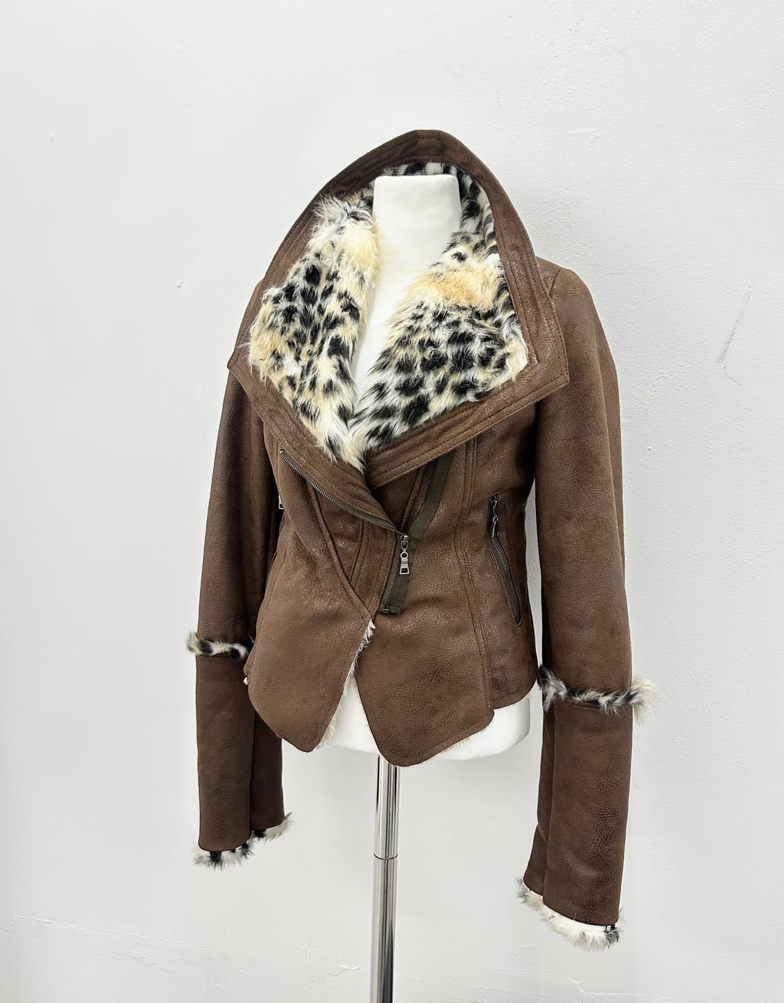  Leather high neck fur trimming jacket 상품이미지8