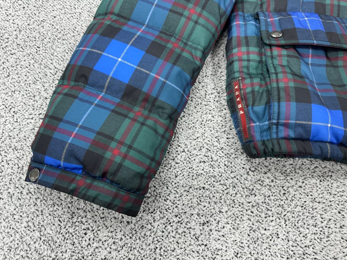 프라다 페이드패턴 푸퍼 다운자켓 상품이미지3