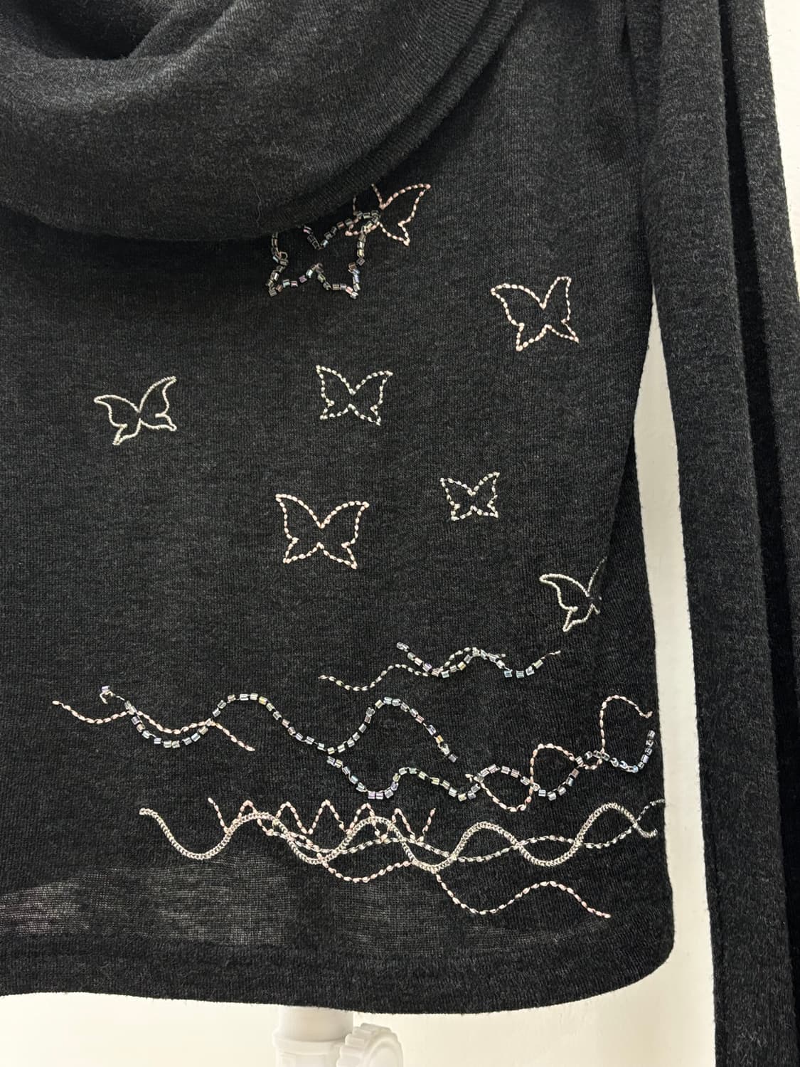 빈티지 차콜 오프숄더 롱슬리브 상품이미지6