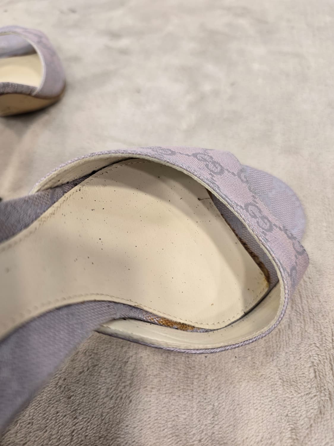 구찌 파르마 GG 캔버스 슬라이드 뮬 36(230) 상품이미지9