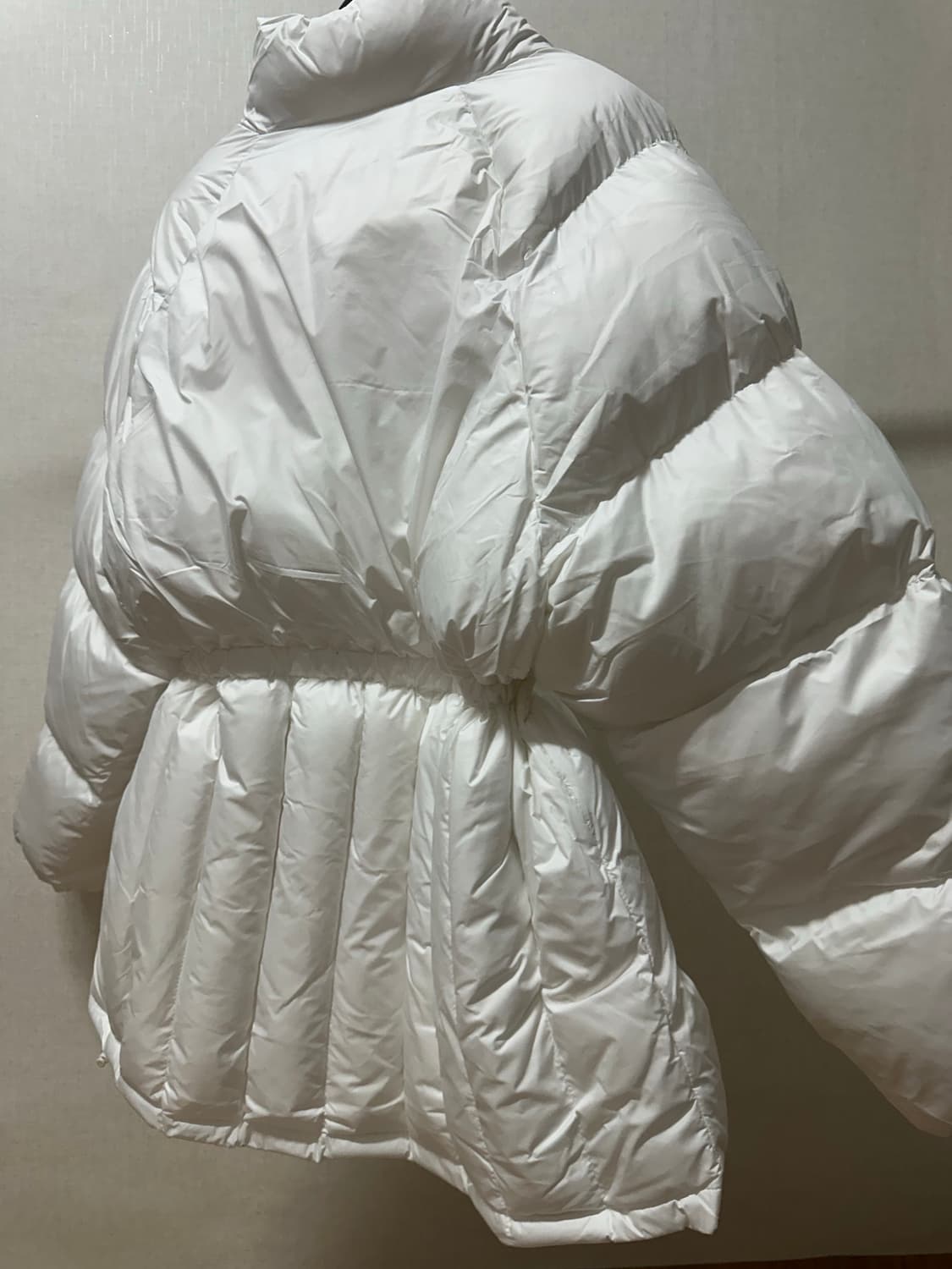 (새상품) 빅토리아 화이트 하프패딩(착샷있음) 상품이미지6