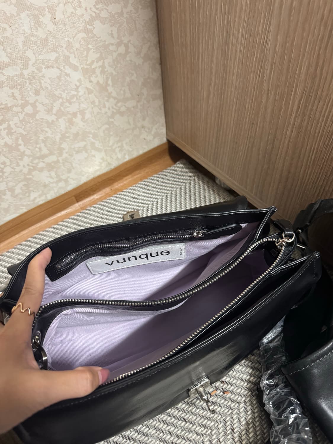 분크 오캄 두 숄더 라지 블랙 상품이미지3