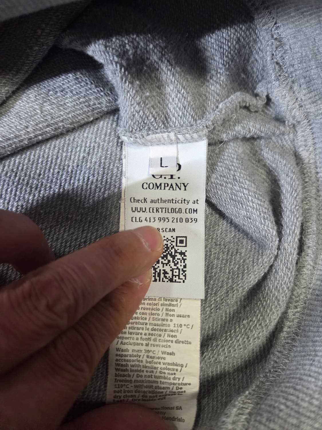 CP컴퍼니 다이애그널 레이즈드 맨투맨 L 상품이미지8