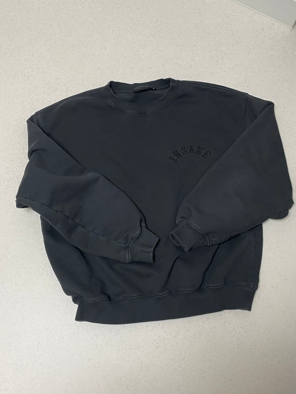 [2]인세인개러지 크루넥 맨투맨 블랙 상품이미지2