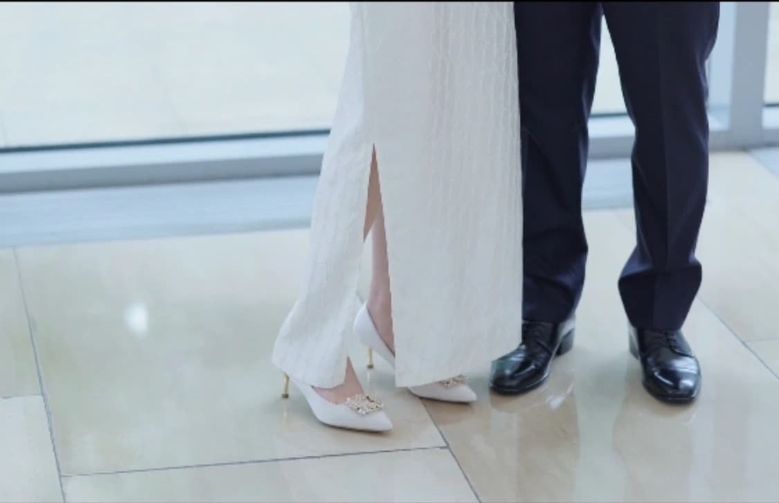 딘트 Dint 2부 결혼 웨딩 드레스 쟈가드 실리브리스 슬릿 롱 맥시 원 상품이미지3