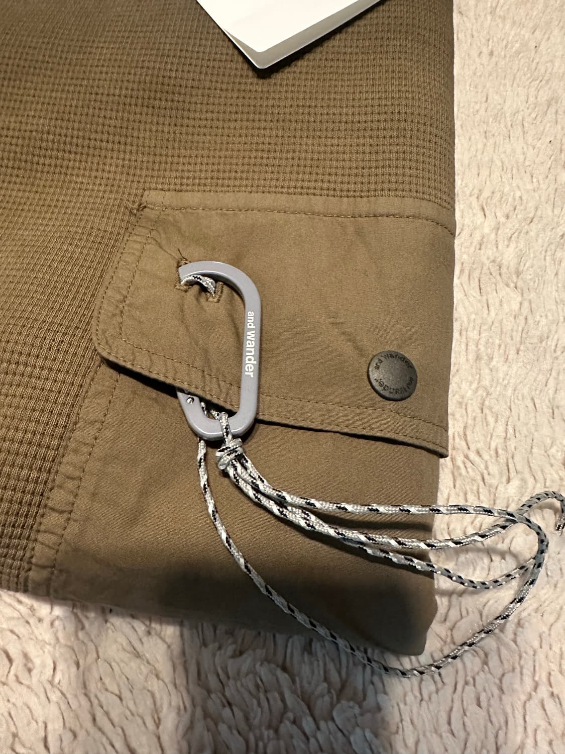 Roa hiking x and wander 가먼트다이 와플 포켓티 상품이미지5