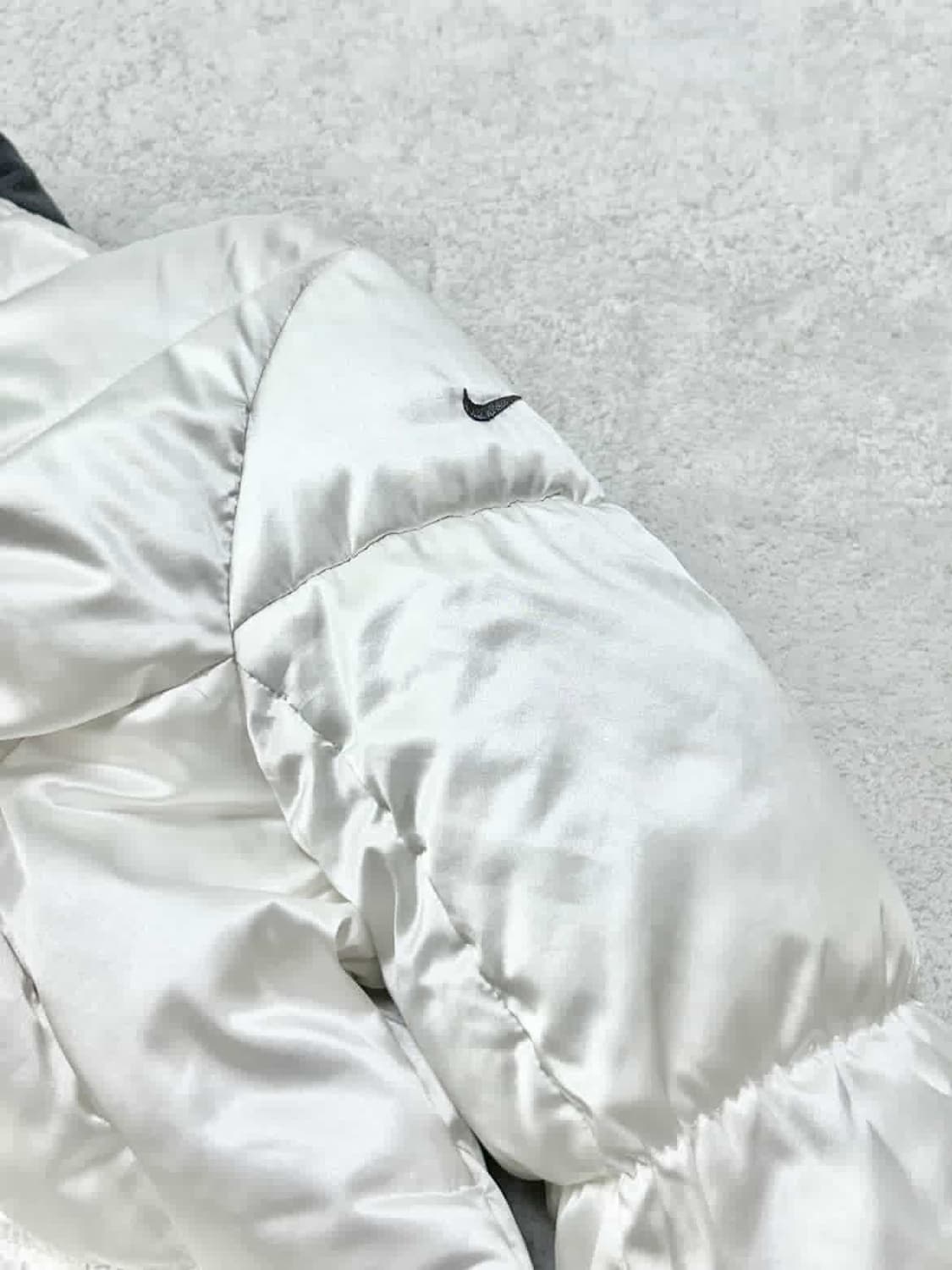 나이키 스우시 덕다운 유광 화이트 롱패딩 상품이미지10