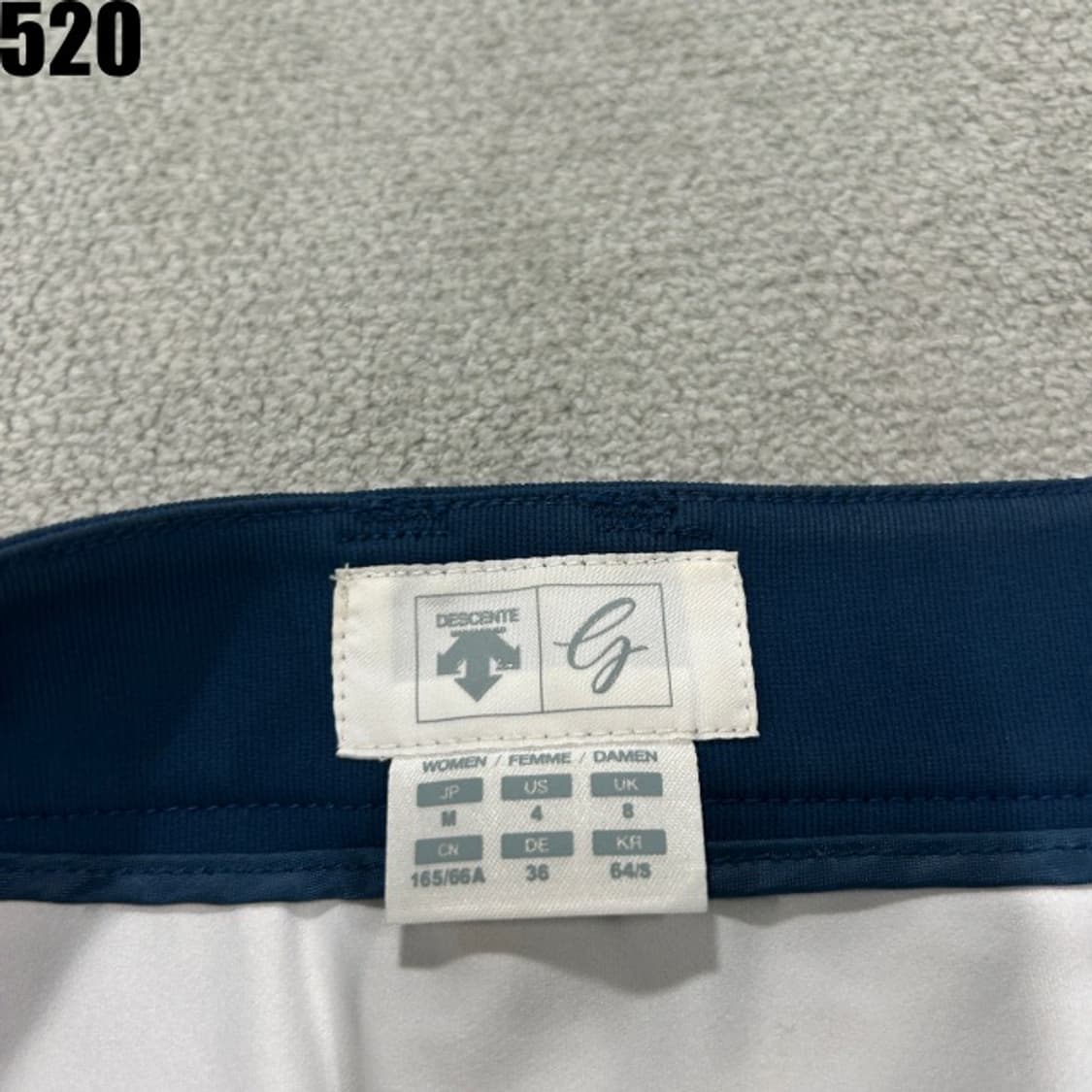 데상트 골프치마  상품이미지2
