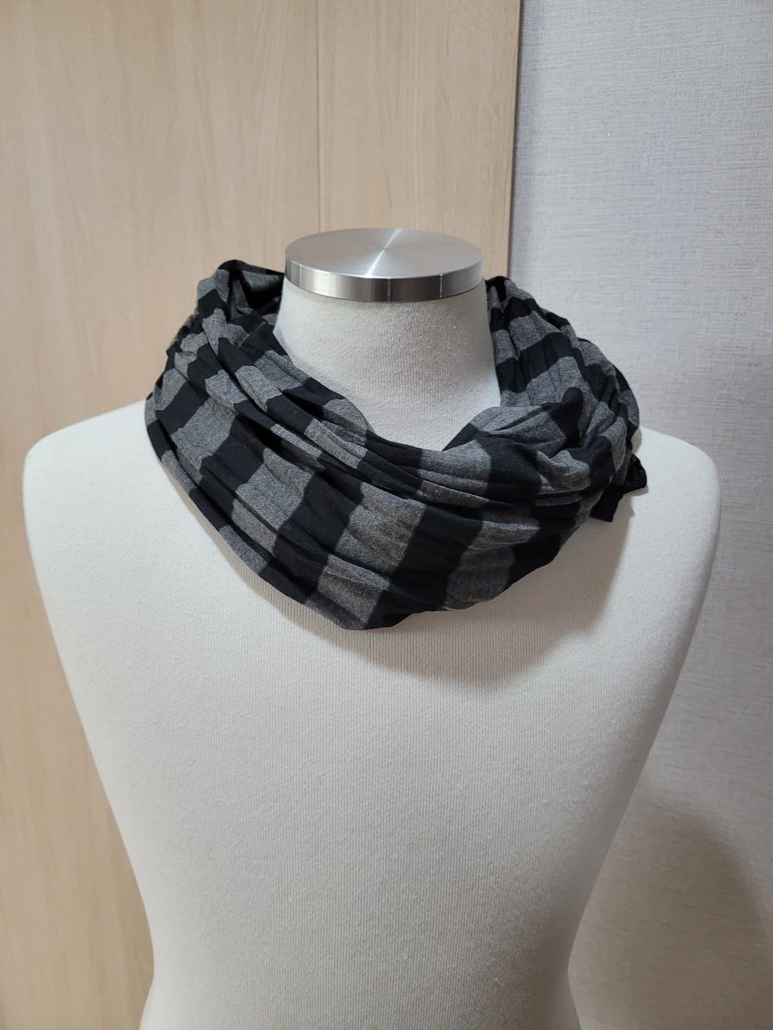 테이트 TATE 스트라이프 머플러 블랙/그레이 상품이미지4