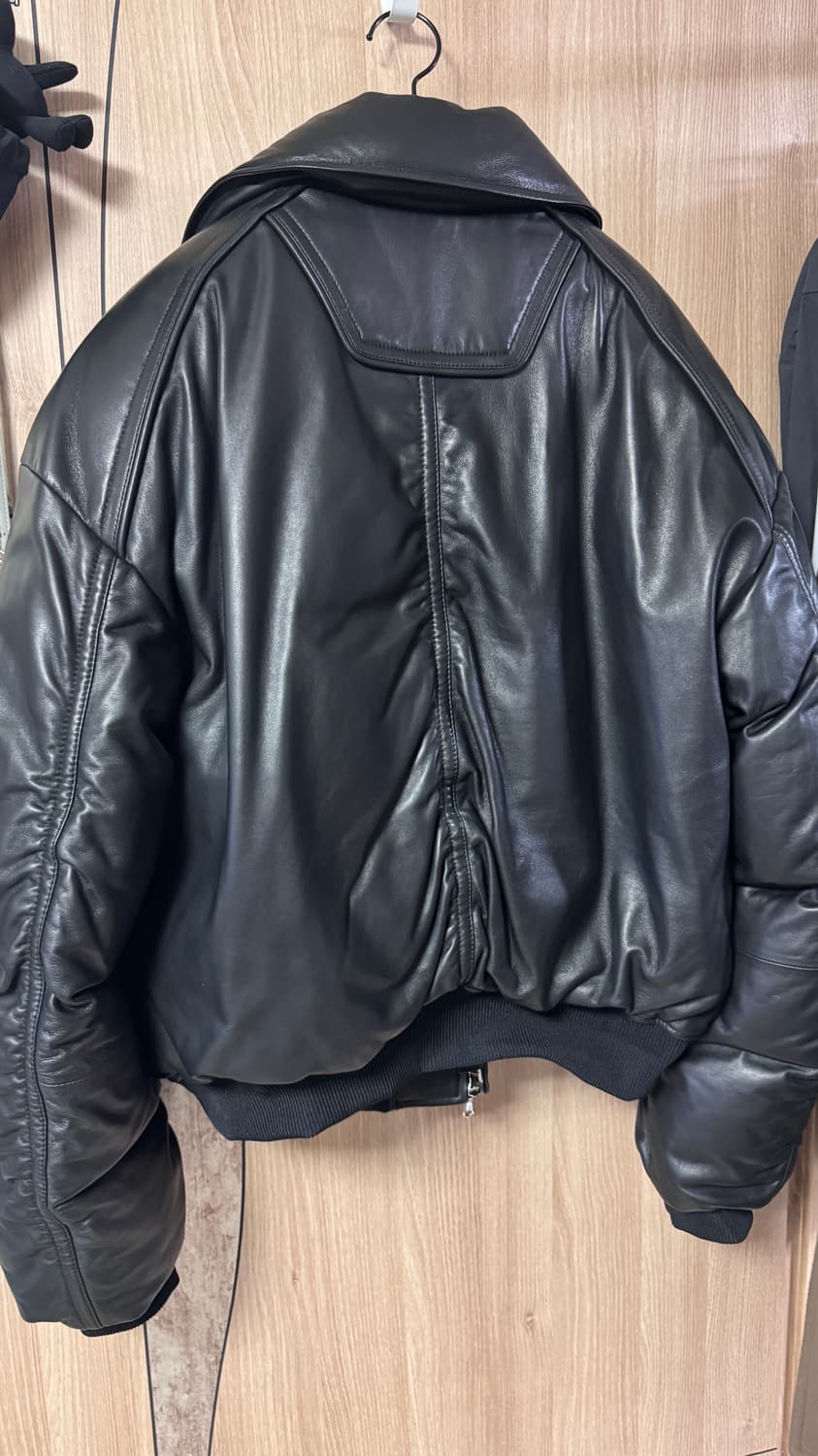 준지 24fw 양가죽 구스패딩 48 상품이미지5