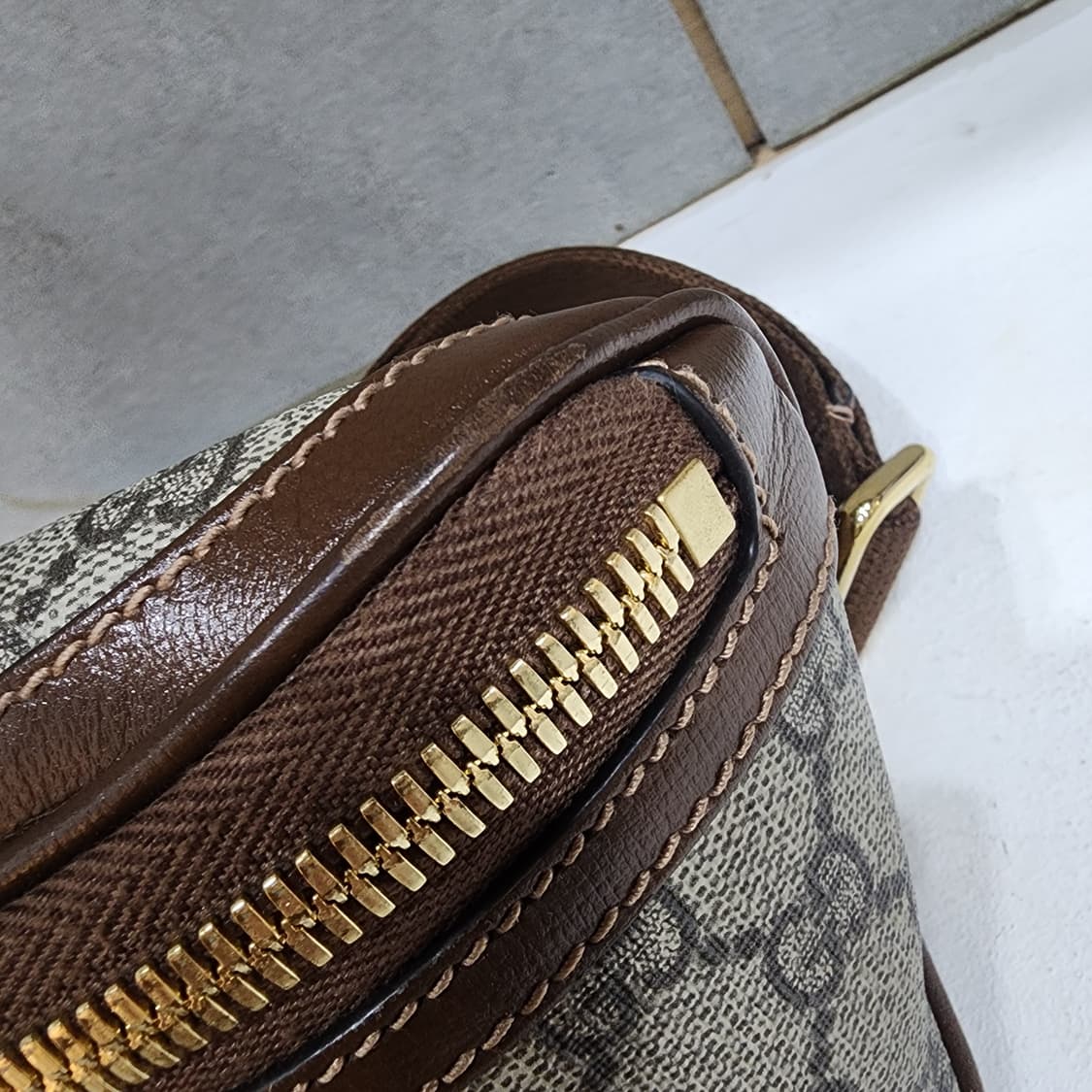 구찌 인터로킹 G 벨트백 크로스가능 상품이미지6