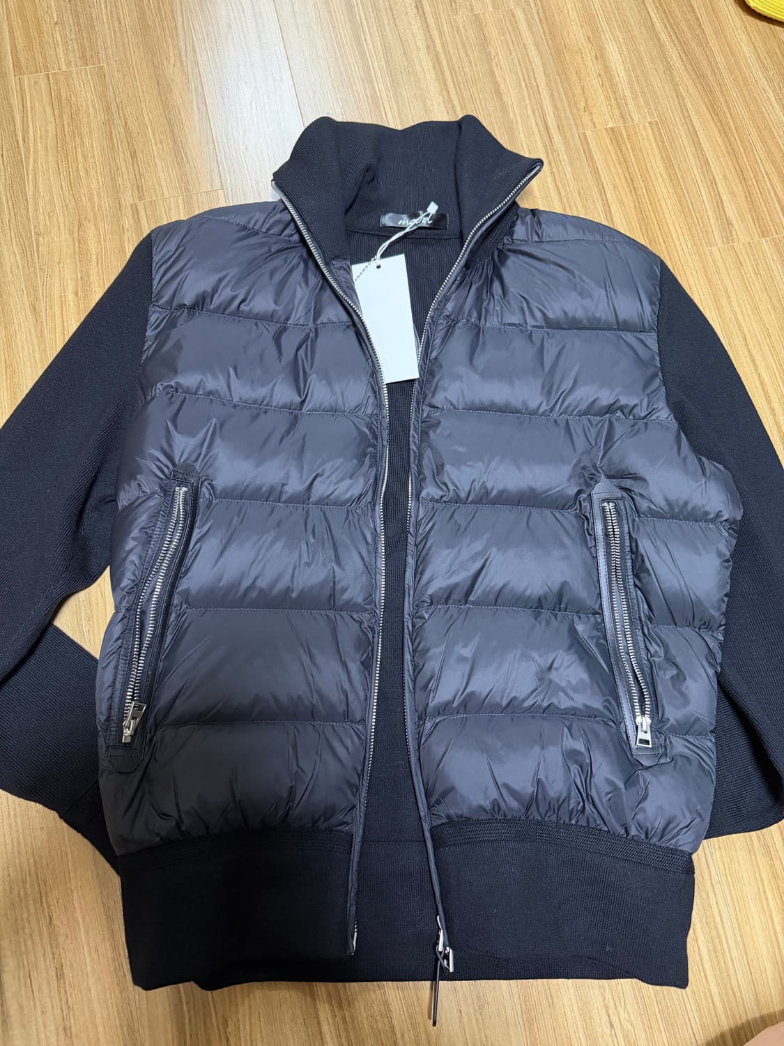 유먼트 구디션 니트패딩 L 상품이미지5