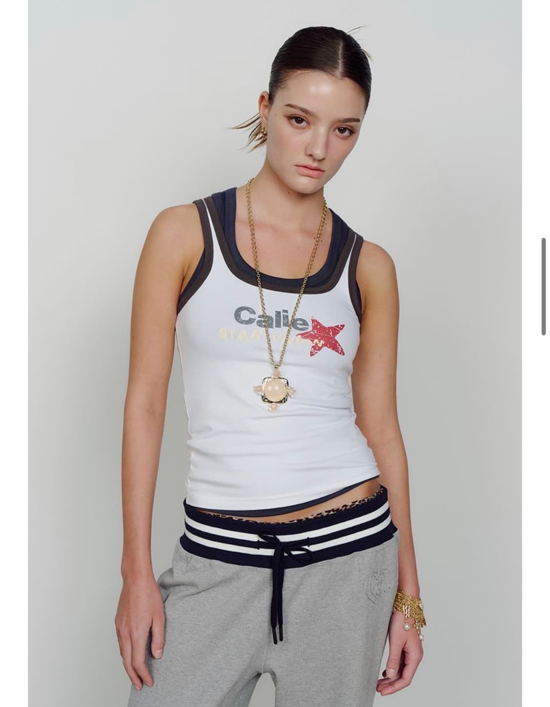 새상품) 애즈이프캘리 화이트 나시 탱크탑 상품이미지1