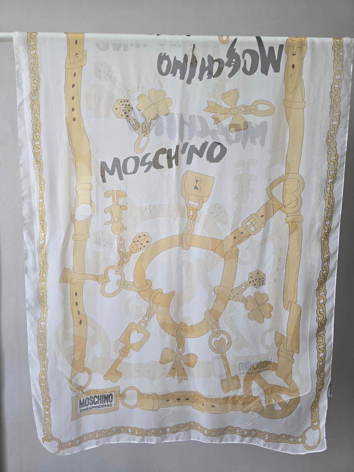 MOSCHINO Cheap and Chic
Made in Italy 상품이미지1