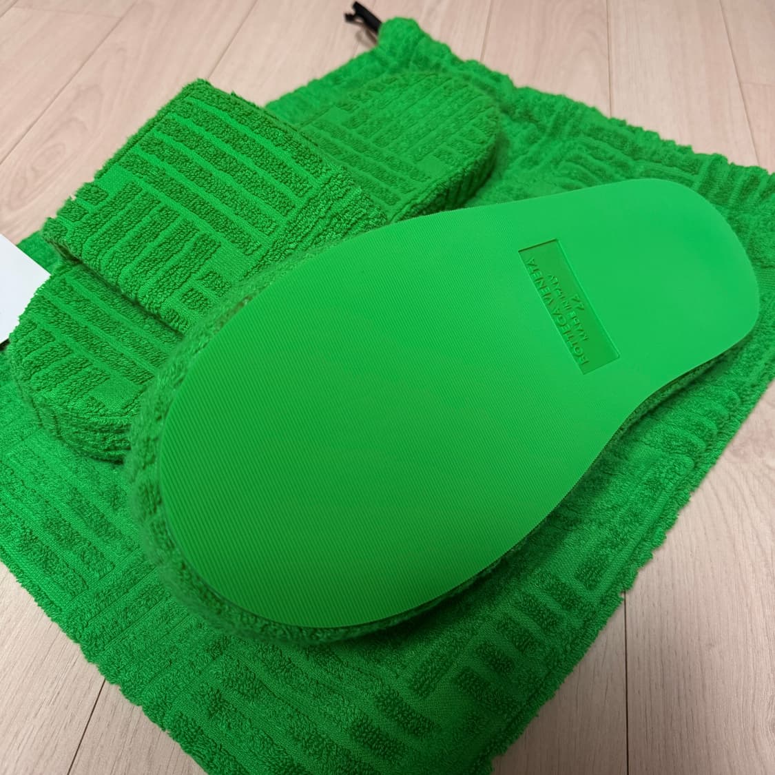 BOTTEGA VENETA 보테가베네타 리조트 슬리퍼(맨발착용시 좋음) 상품이미지5