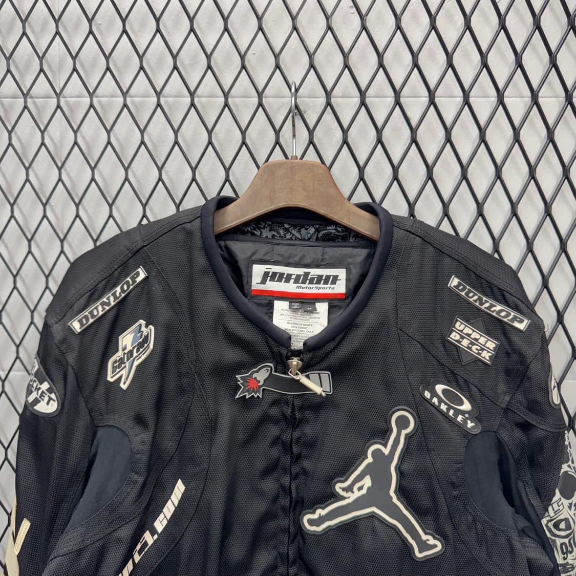 00s 조던 모터스포츠 레이싱 자켓 패치워크 디테일 블랙 상품이미지3
