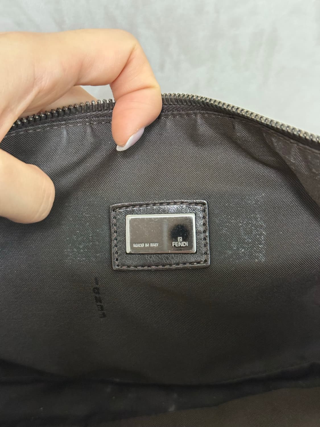 펜디 FF로고 미니 호보백 상품이미지5