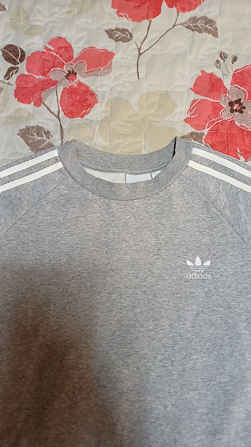 아디다스 기모맨투맨 실측110 가슴60 기장75 상품이미지4