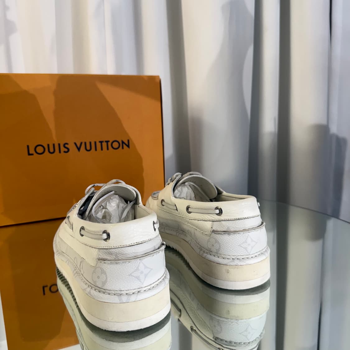 (9) 루이비통 모노그램 드라이빙 보트 슈트 상품이미지4