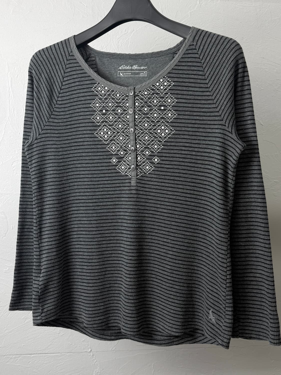 에디바우어 헨리넥 와플 롱 슬리브 상품이미지2