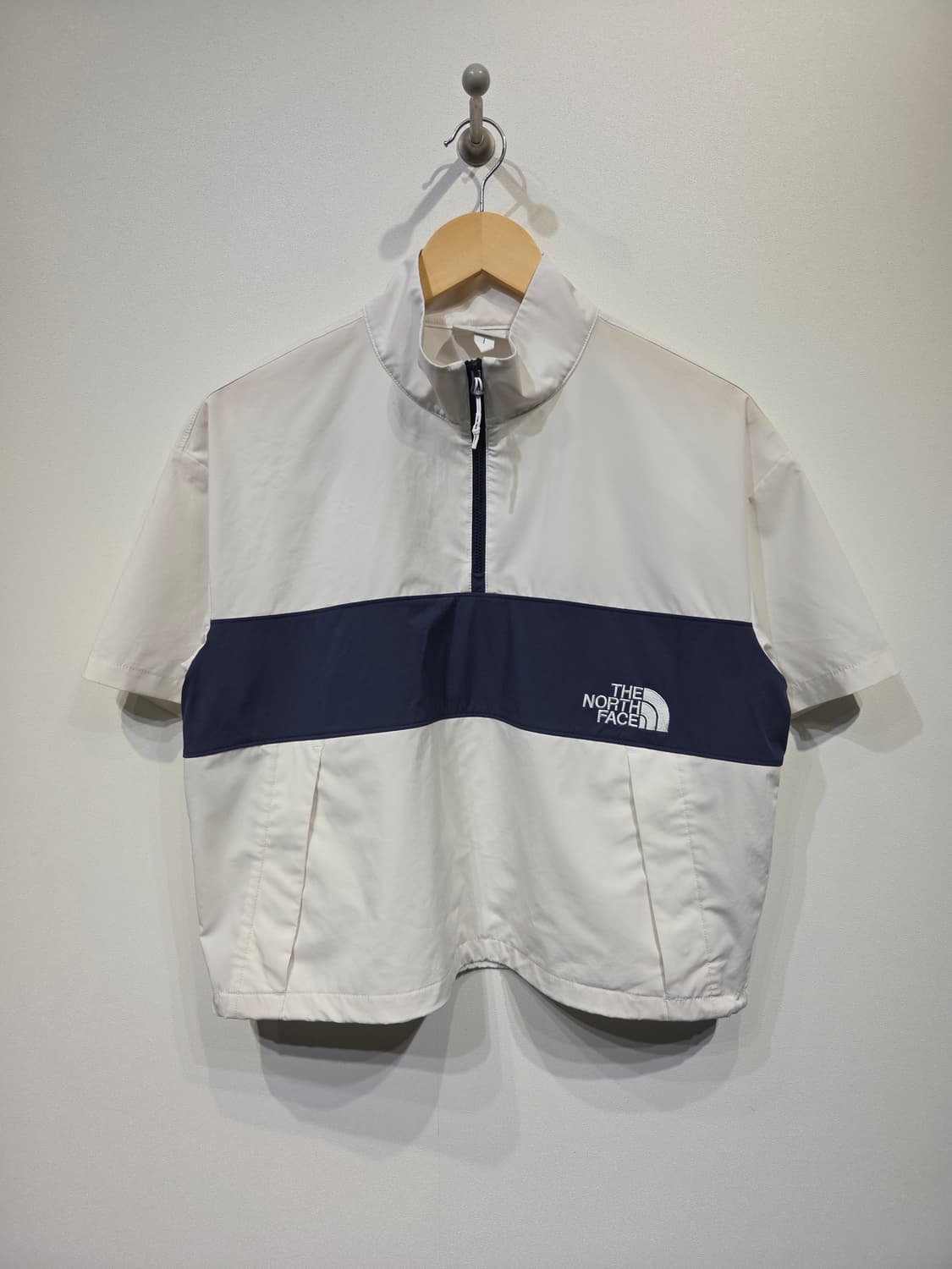 노스페이스 화이트라벨 반팔 아노락 상품이미지2
