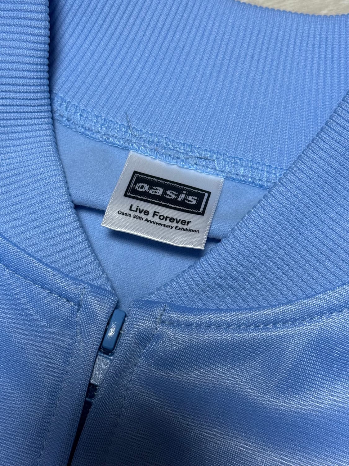 오아시스 공식 리브포에버 30주년 일본 한정 트랙탑 상품이미지6