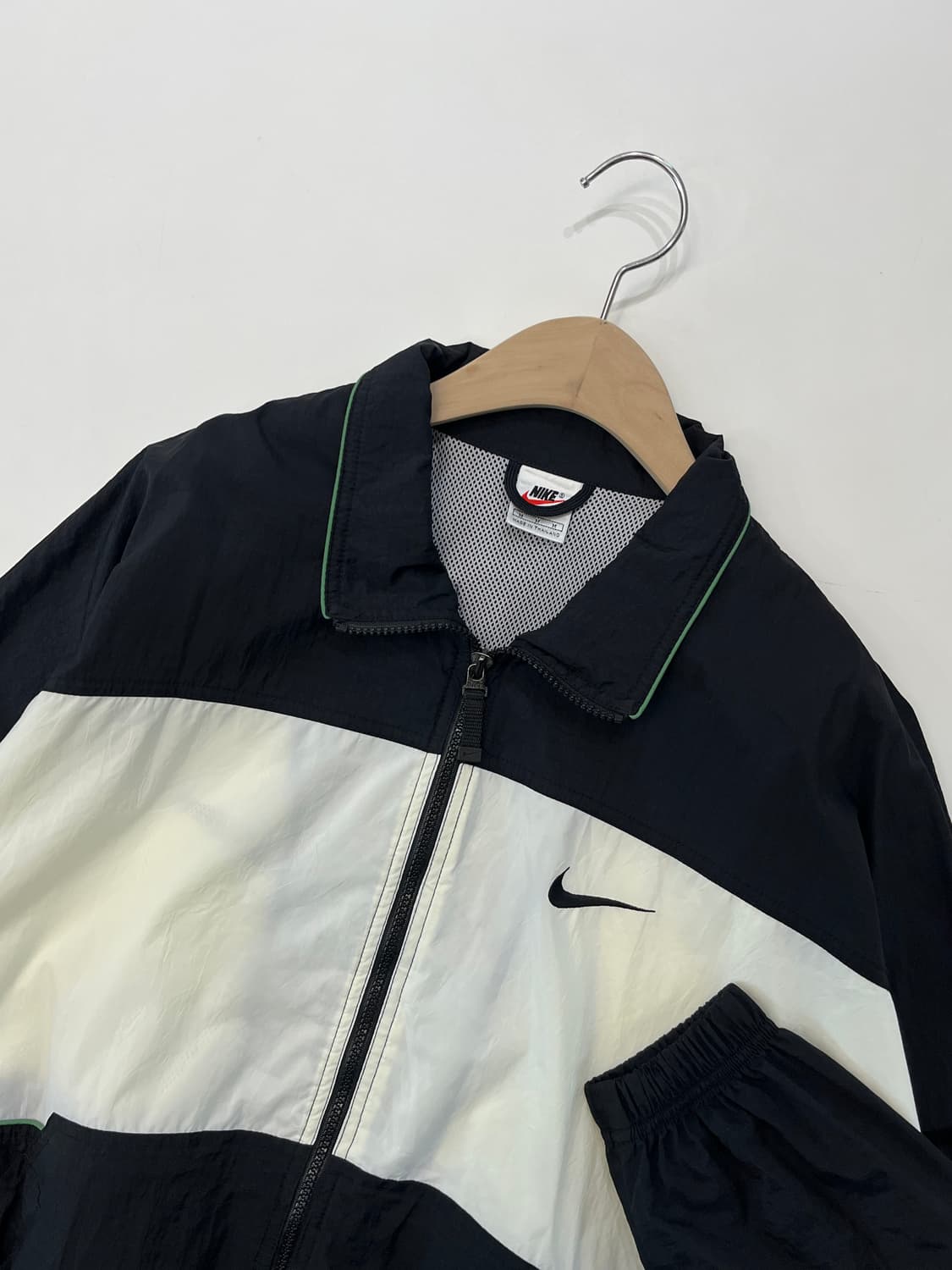 Nike 나이키 스우시 빅로고 바람막이 자켓 상품이미지4