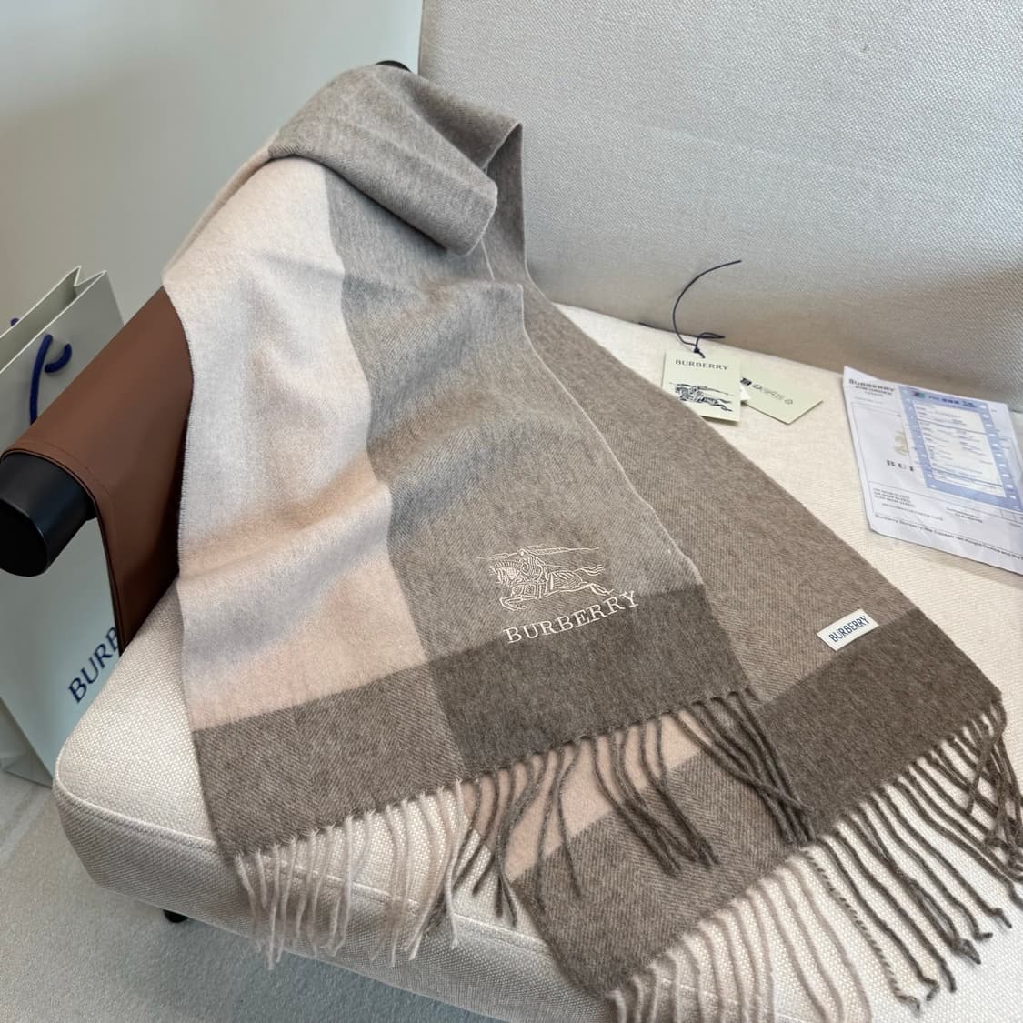 버버리숙녀 리버서블 스카프100% 램스울 상품이미지2