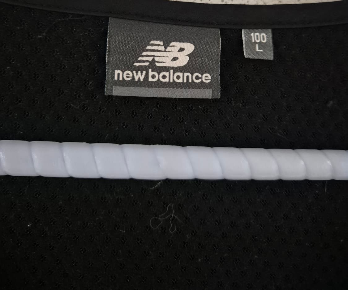 [100]뉴발란스 매쉬 조끼 상품이미지5