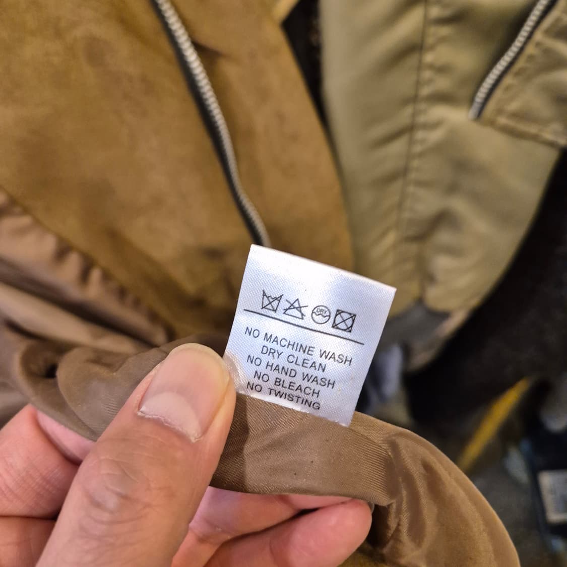 FREE(착샷잇음) 브라운 차이나카라 스웨이드자켓  상품이미지7