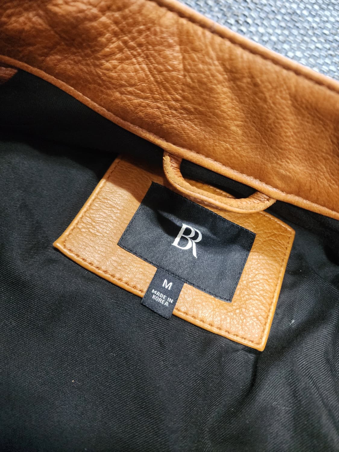 바나나리퍼블릭 가죽 싱글 바이커 자켓   M.L  상품이미지6