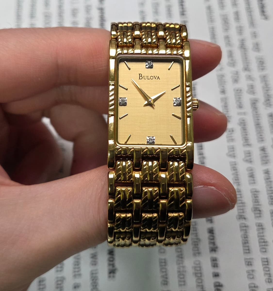 빈티지 부로바 사각탱크형 4P 린넨다이얼 올금장 쿼츠 브레이슬릿 ver. 상품이미지2