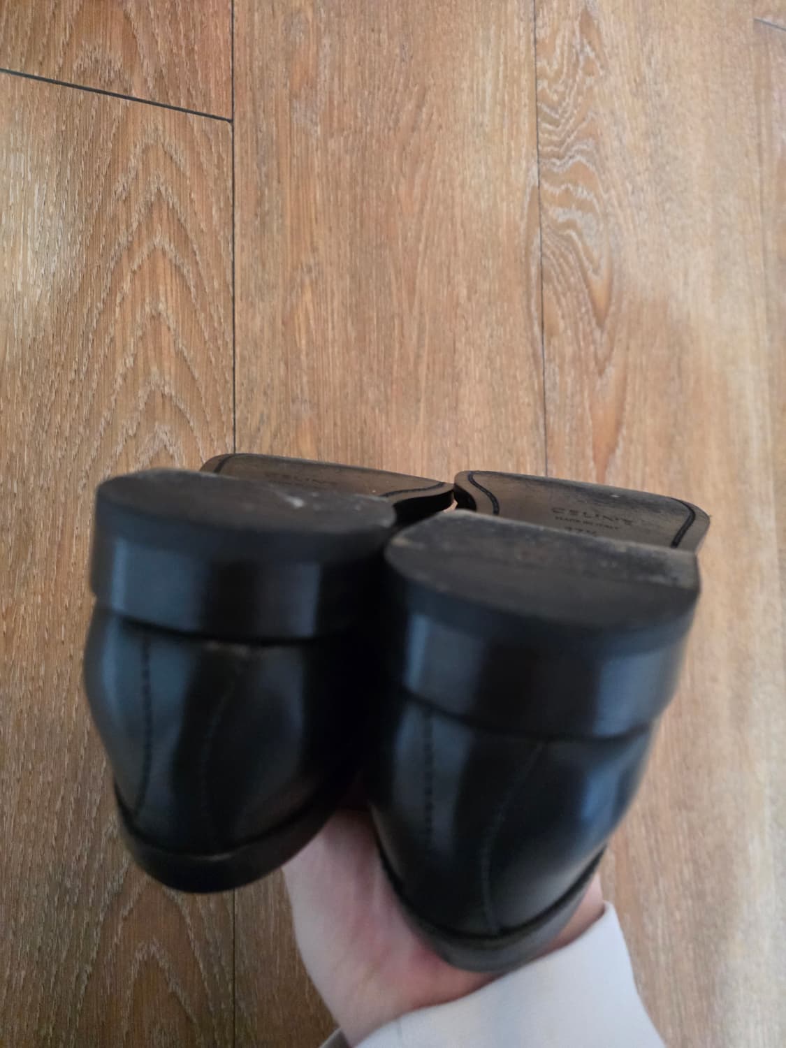 셀린느 트리오페 로퍼 37.5 사이즈 판매합니다 상품이미지4