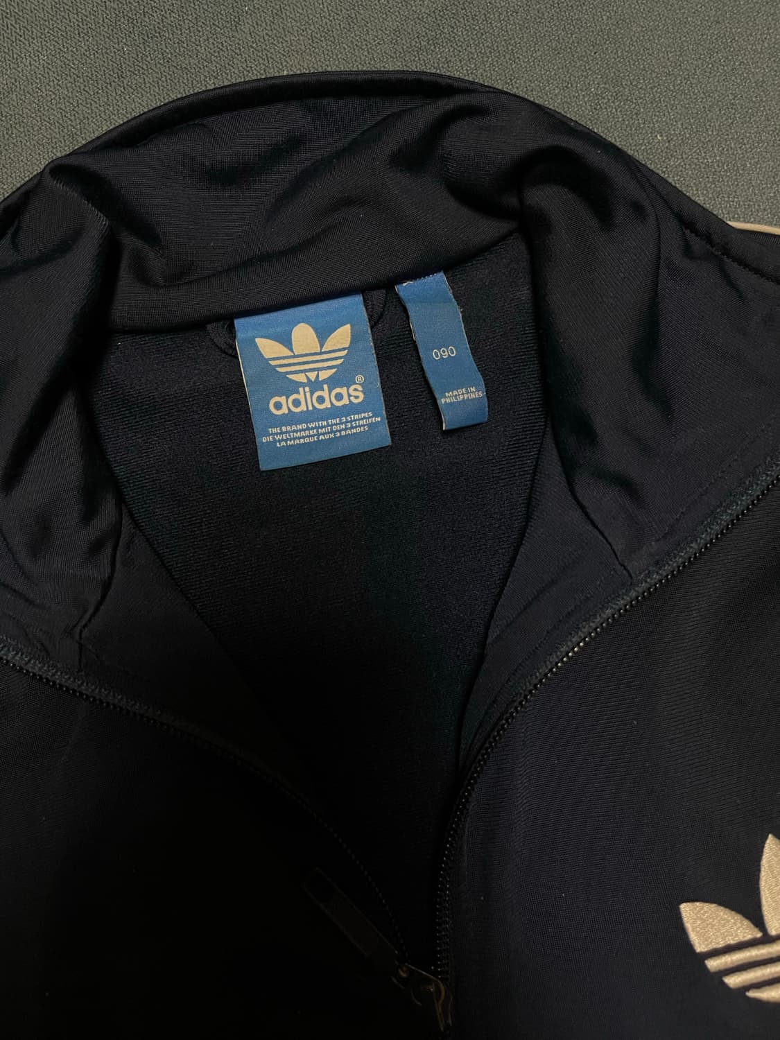 아디다스 구파 네이비 져지 트랙탑 상품이미지4