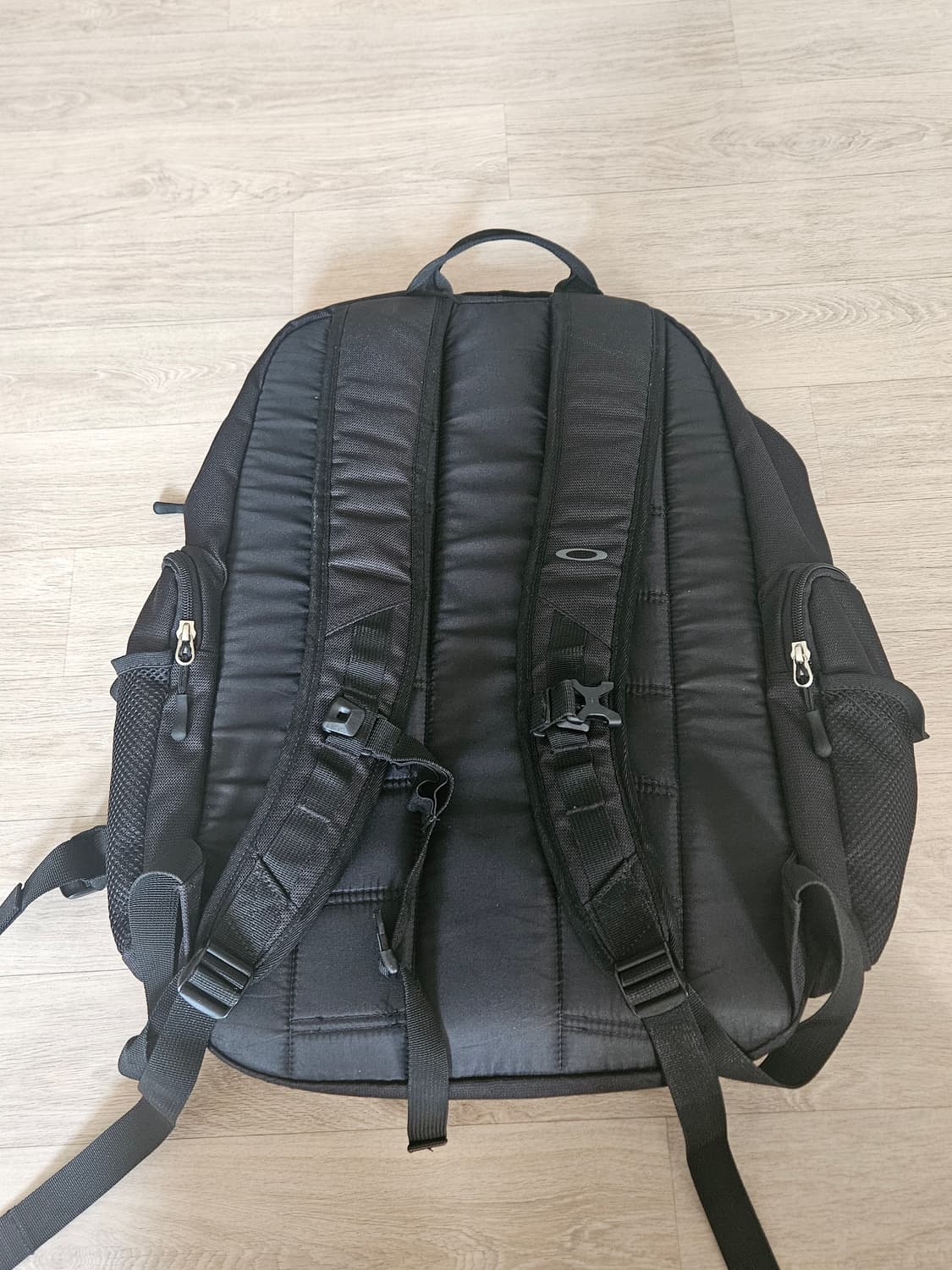 오클리 백팩 상품이미지4