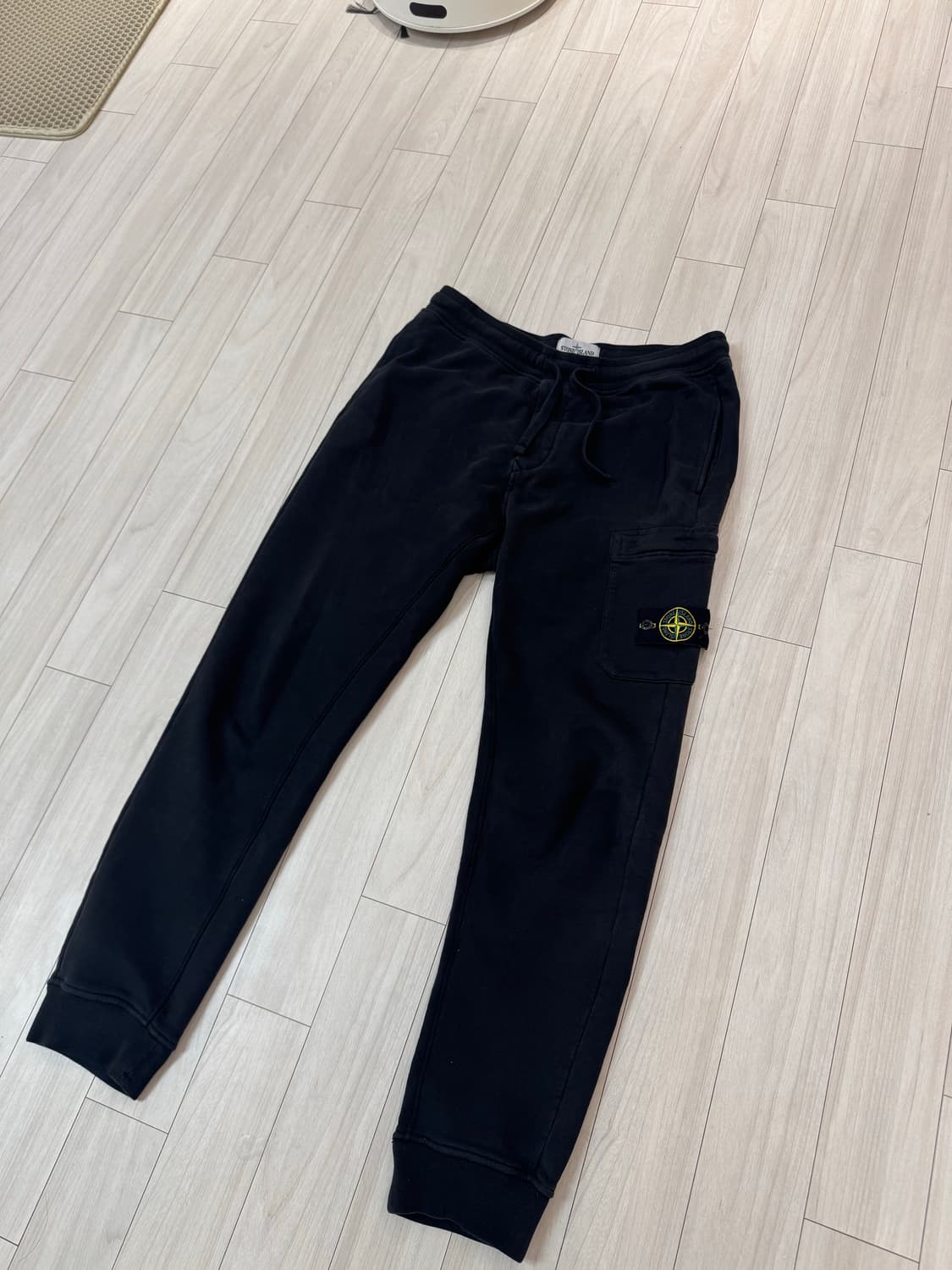 [매장판/정품] 스톤아일랜드 조거팬츠 L 상품이미지1