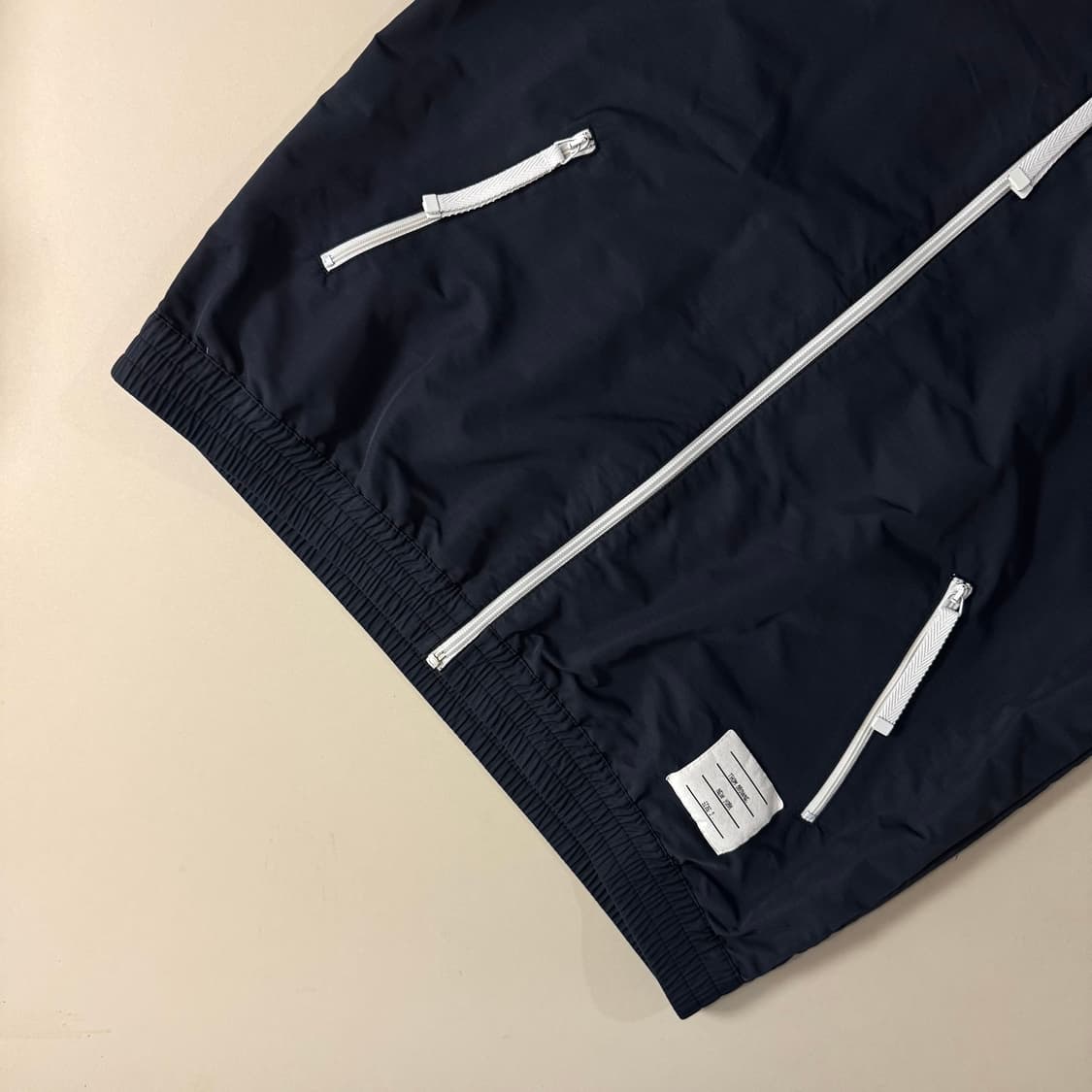 [2/당일출고]톰브라운 립스탑 바람막이 상품이미지3