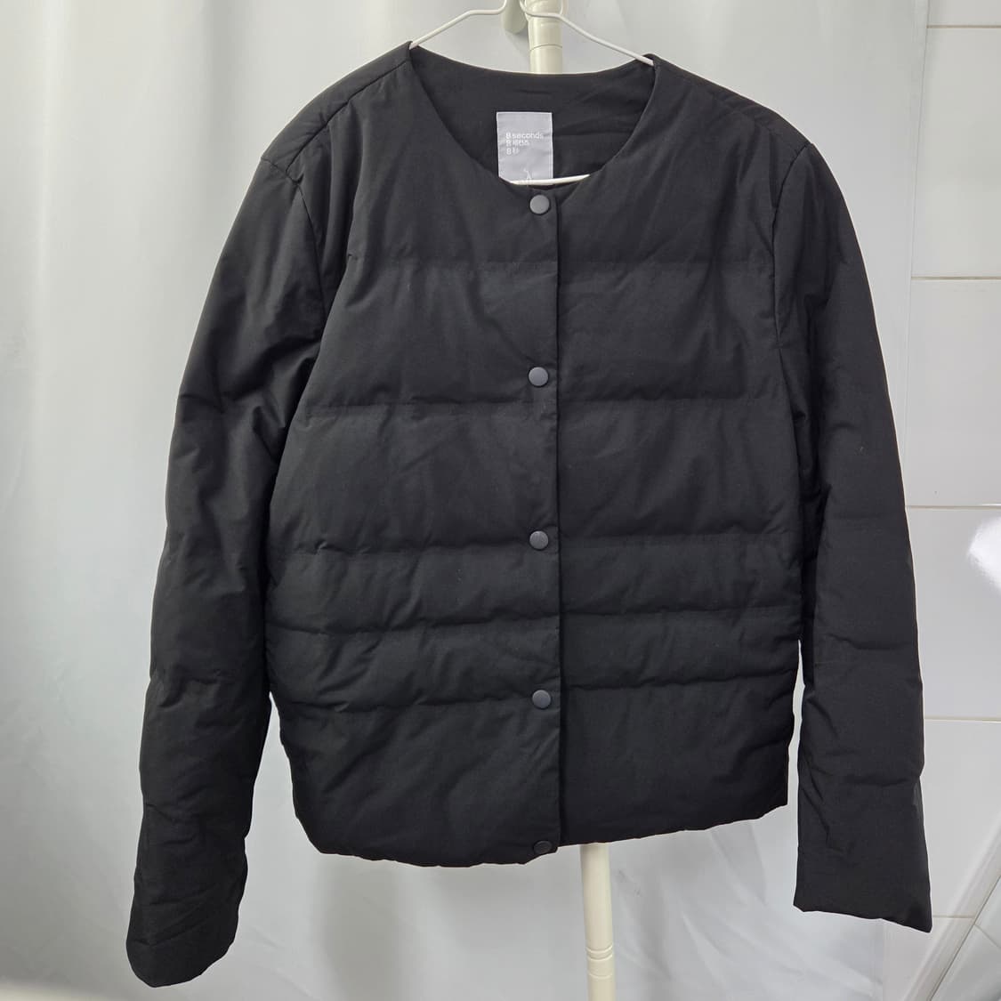 77/106 에잇세컨즈 오리털 경량 패딩  상품이미지1