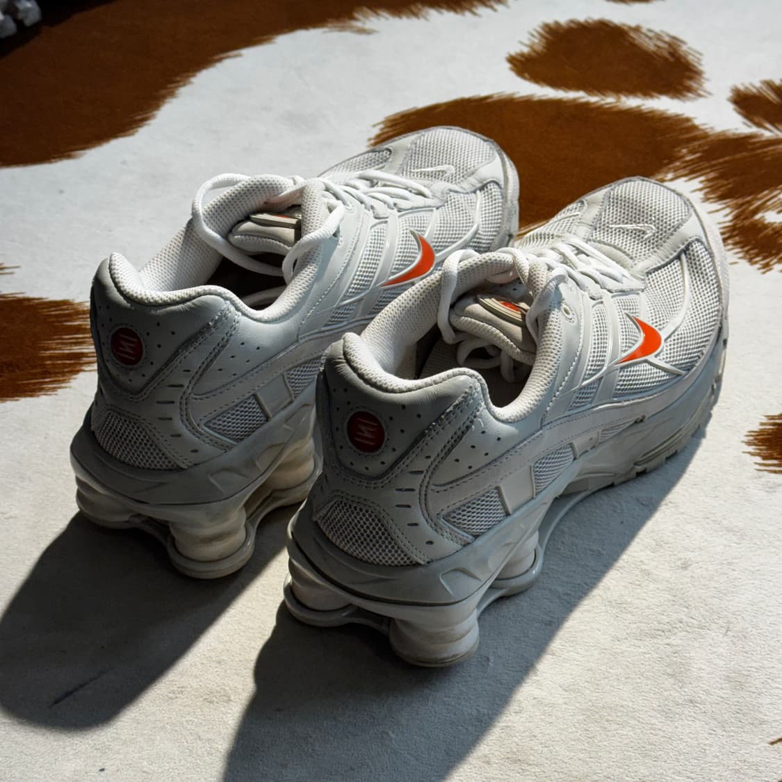 나이키 샥스 라이드2 라이트 앤 본 (280) 상품이미지3