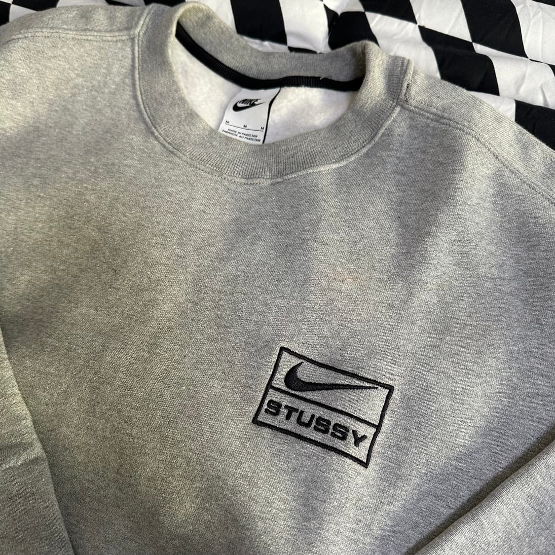 나이키 x 스투시 NRG 플리스 크루넥 다크 그레이 헤더 상품이미지4