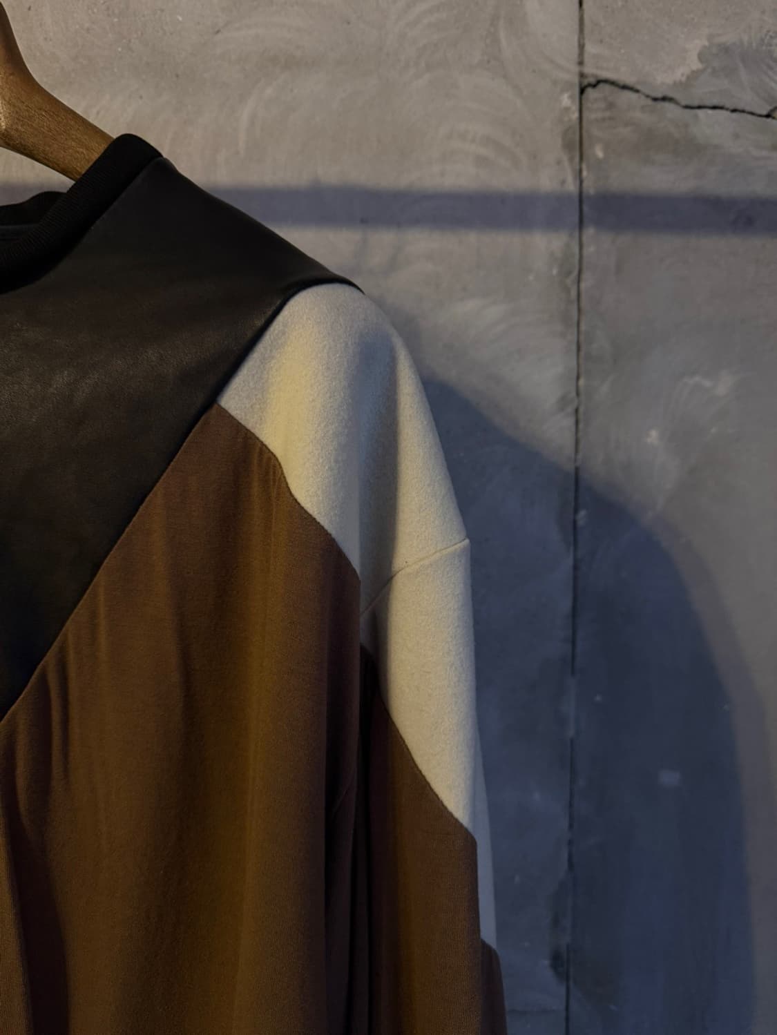 닐바렛 아방가르드 맨투맨 100~105 상품이미지5